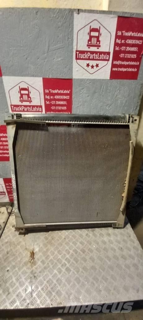 Scania 94 D.    1397435 Radiadores camiões e carrinhas