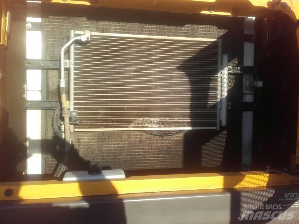 Volvo EC250DL Escavadeiras de esteiras