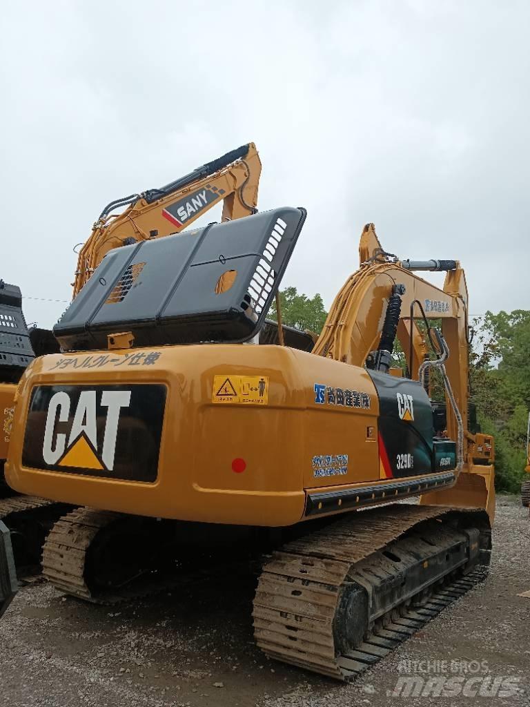 CAT 329 D2 Escavadoras Midi 7t - 12t