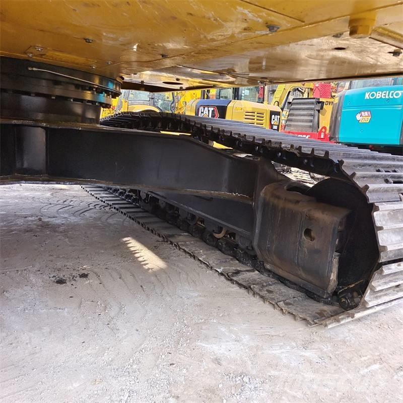 Komatsu PC 220-7 Escavadeiras de esteiras