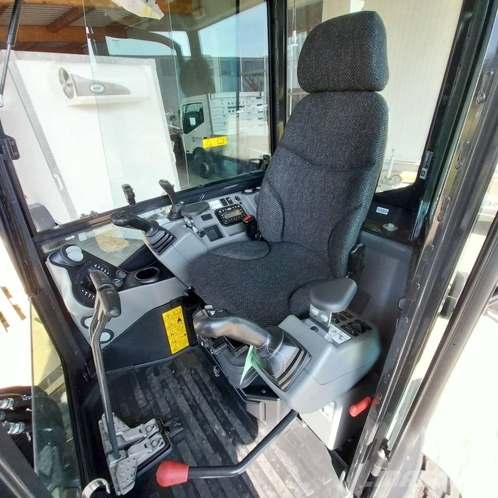 Bobcat E 27 Miniescavadeiras