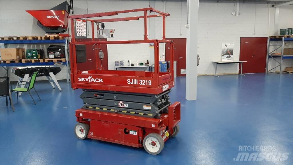 SkyJack SJIII 3219 Elevadores de tesoura