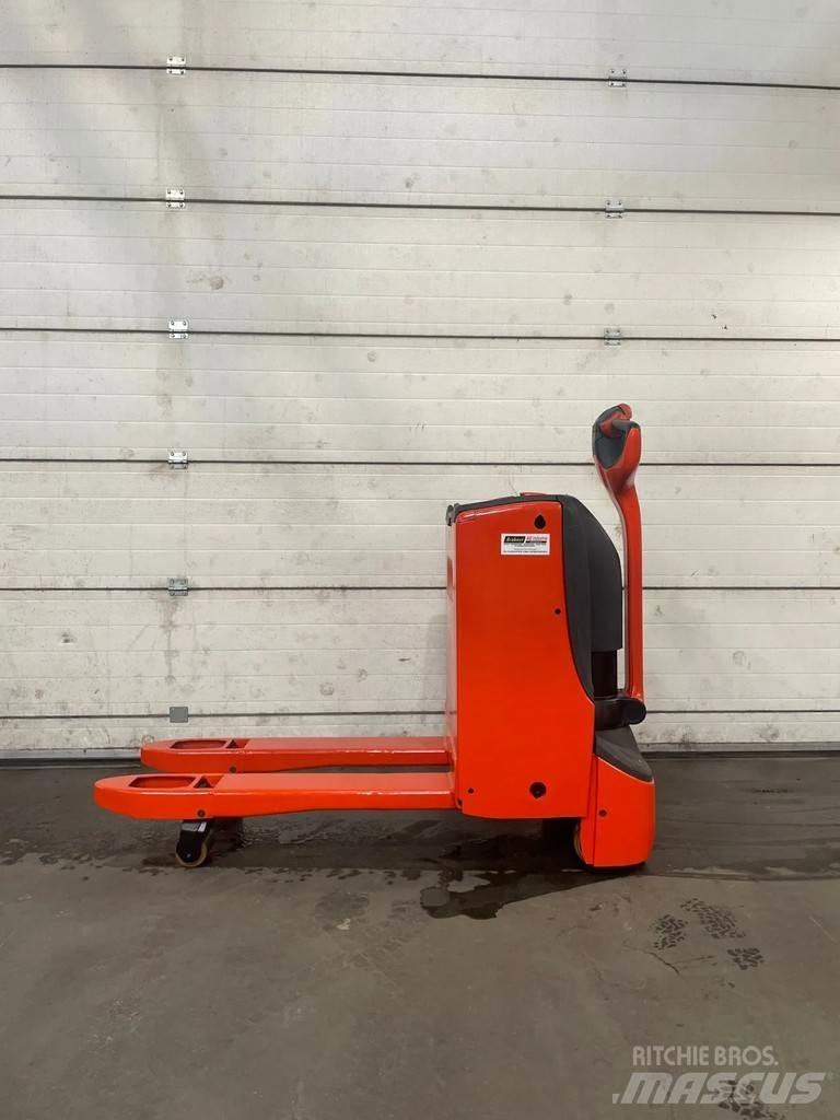 Linde T18 Porta palettes