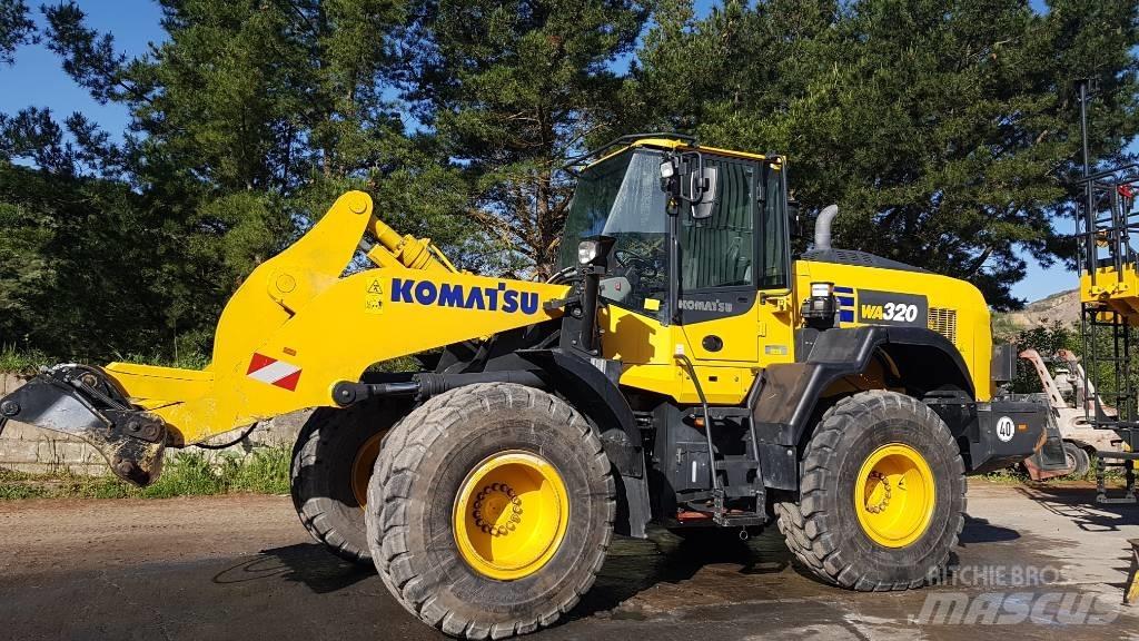 Komatsu WA320-8E0 Carregadeiras de rodas