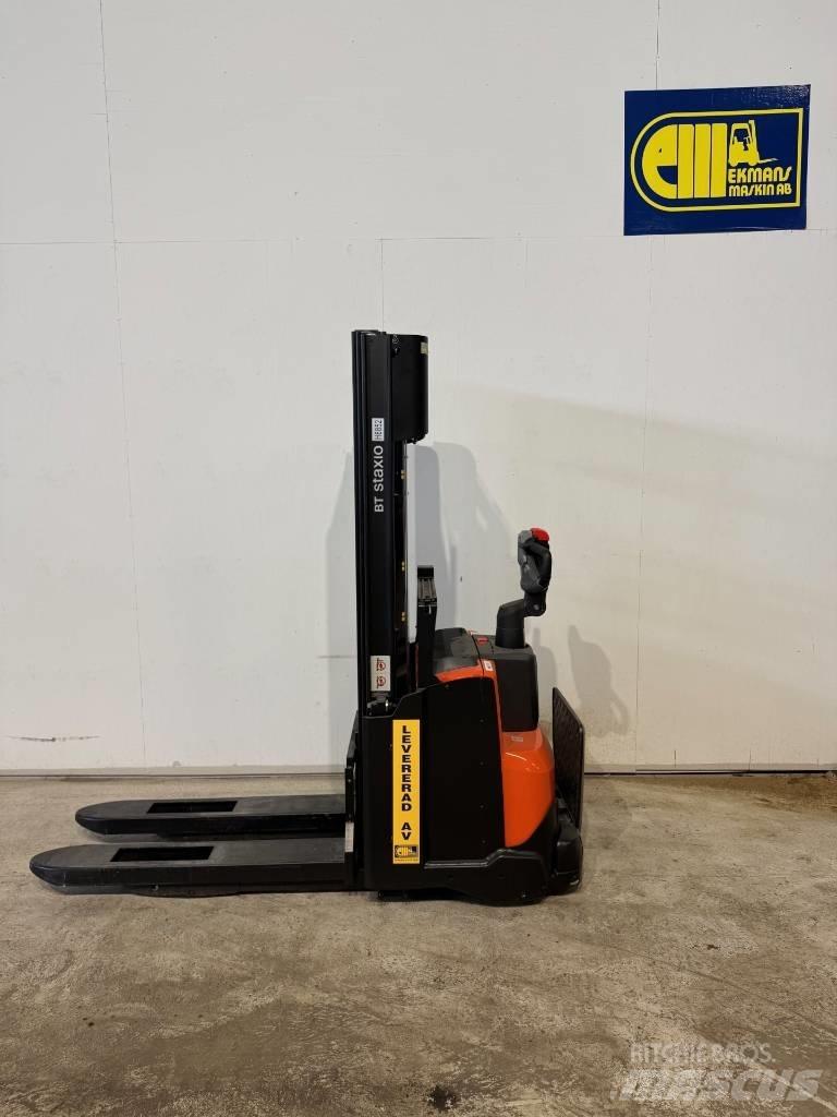 BT truck SWE 140L Empilhador para operador externo