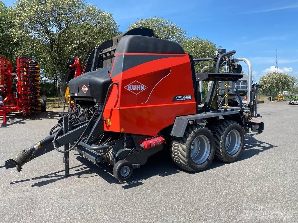 Kuhn VBP2295 Enfardadeira de rolos