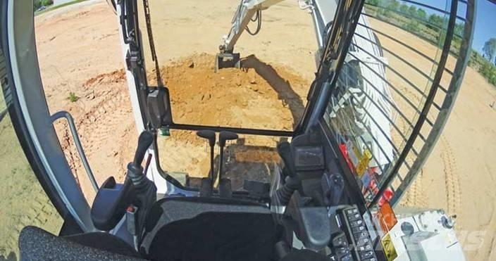 Takeuchi TB280FR Escavadoras Midi 7t - 12t