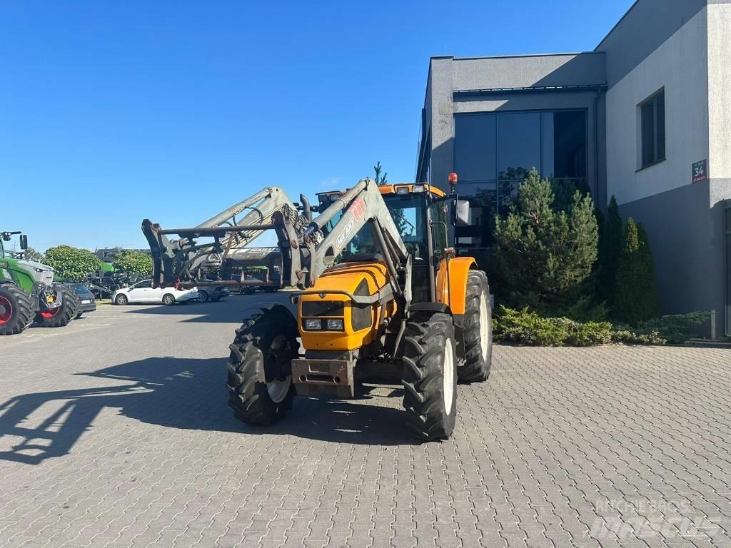 Renault Ares 550 RX Tratores Agrícolas usados
