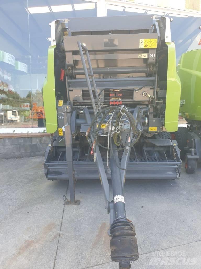 CLAAS Variant 360 Enfardadeira de rolos