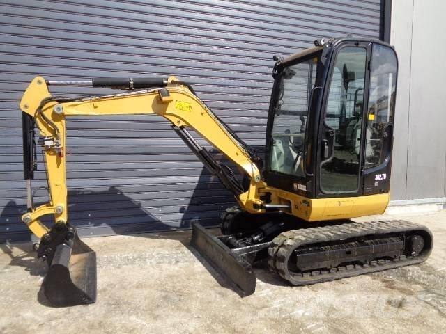 CAT 302.7 D Miniescavadeiras