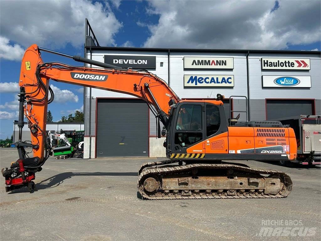 Doosan DX255LC-5 Escavadeiras de esteiras