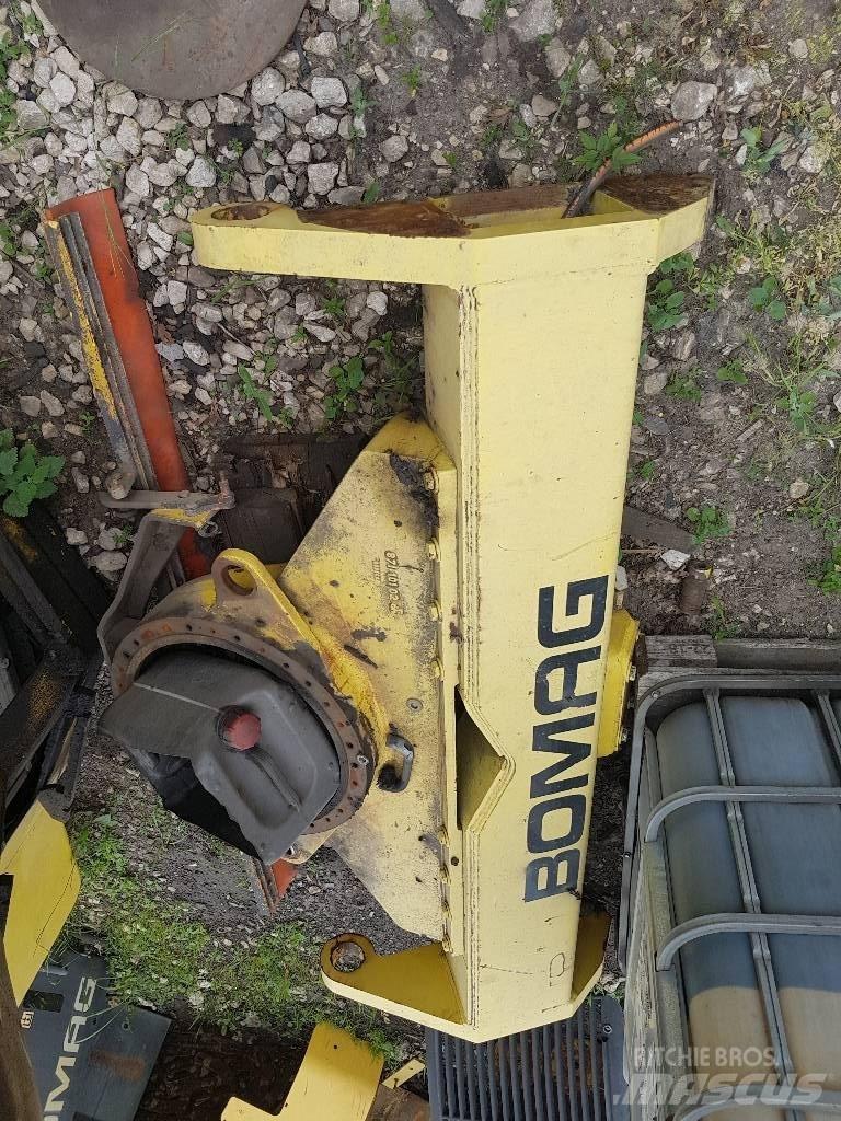Bomag BW 184 AD Chassis e suspensões