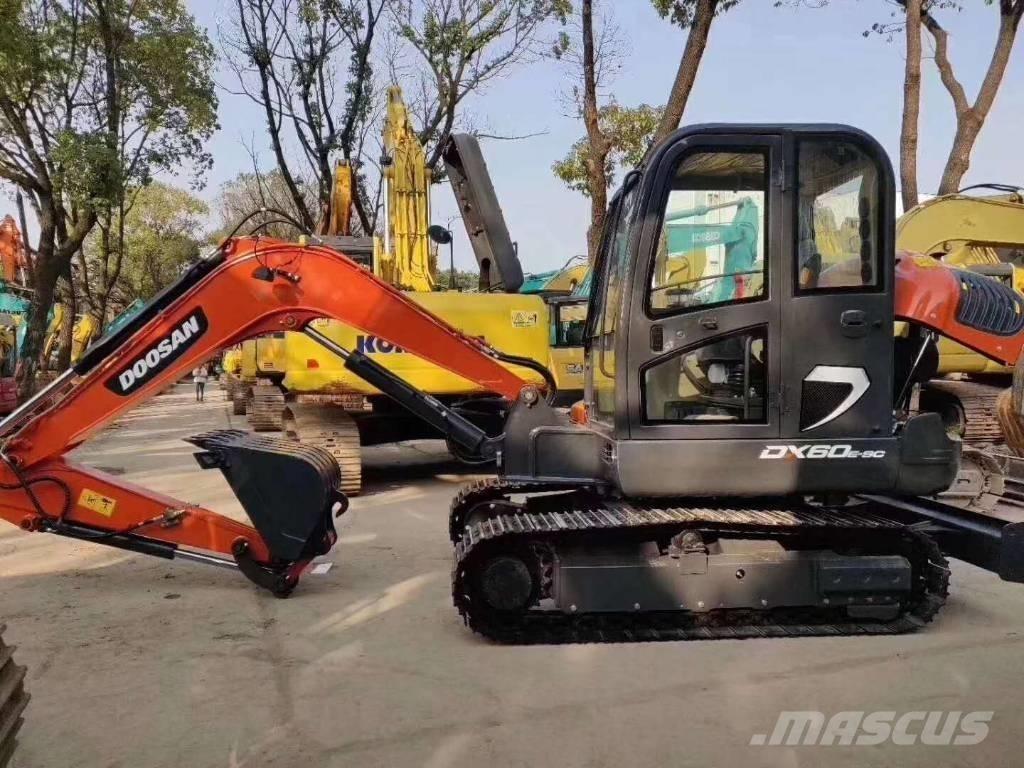 Doosan DX 60-9C Escavadeiras de esteiras