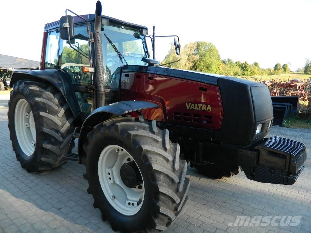 Valtra 8550 Tratores Agrícolas usados