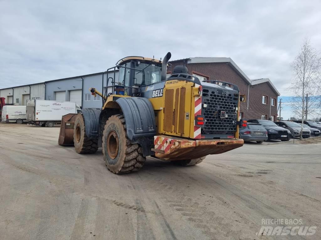 Bell L 2606 E Carregadeiras de rodas