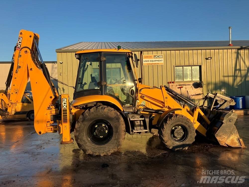 JCB 3CX Retroescavadeiras