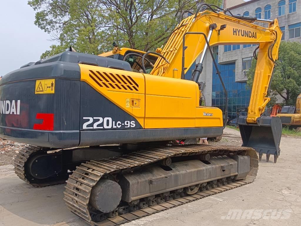 Hyundai R220LC-9S Escavadeiras de esteiras