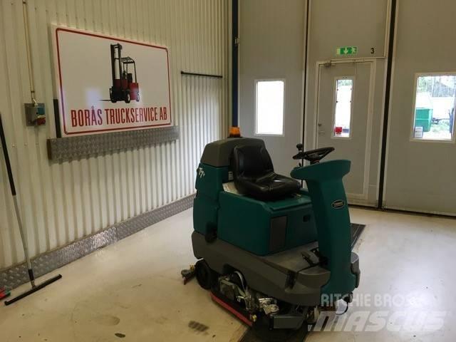 Tennant T 7 + Máquinas lavadoras e varredoras