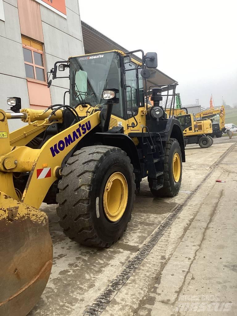 Komatsu WA380-8E0 Carregadeiras de rodas