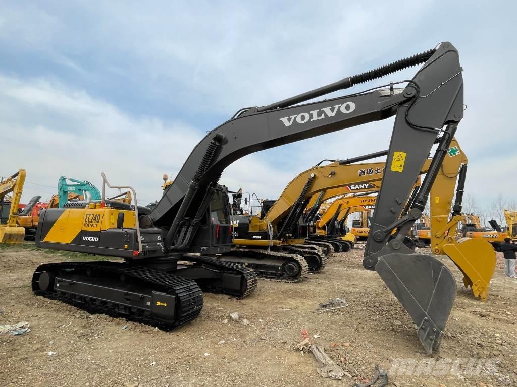 Volvo EC 240 Escavadeiras de esteiras