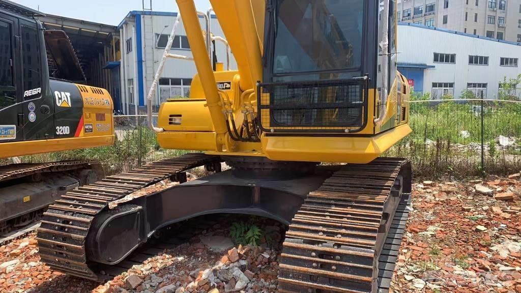 Komatsu PC 210 LC Escavadeiras de esteiras