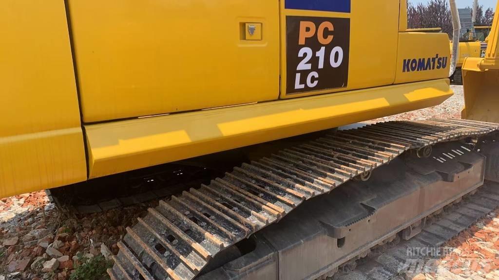 Komatsu PC 210 LC Escavadeiras de esteiras