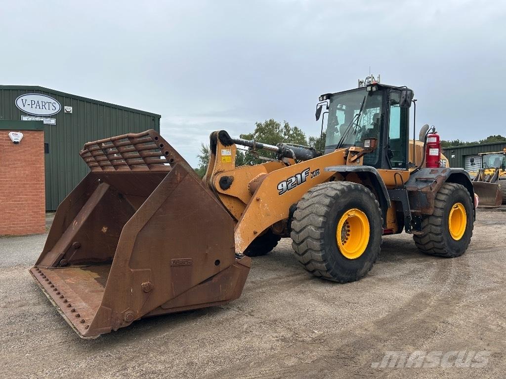CASE 921F XR Carregadeiras de rodas