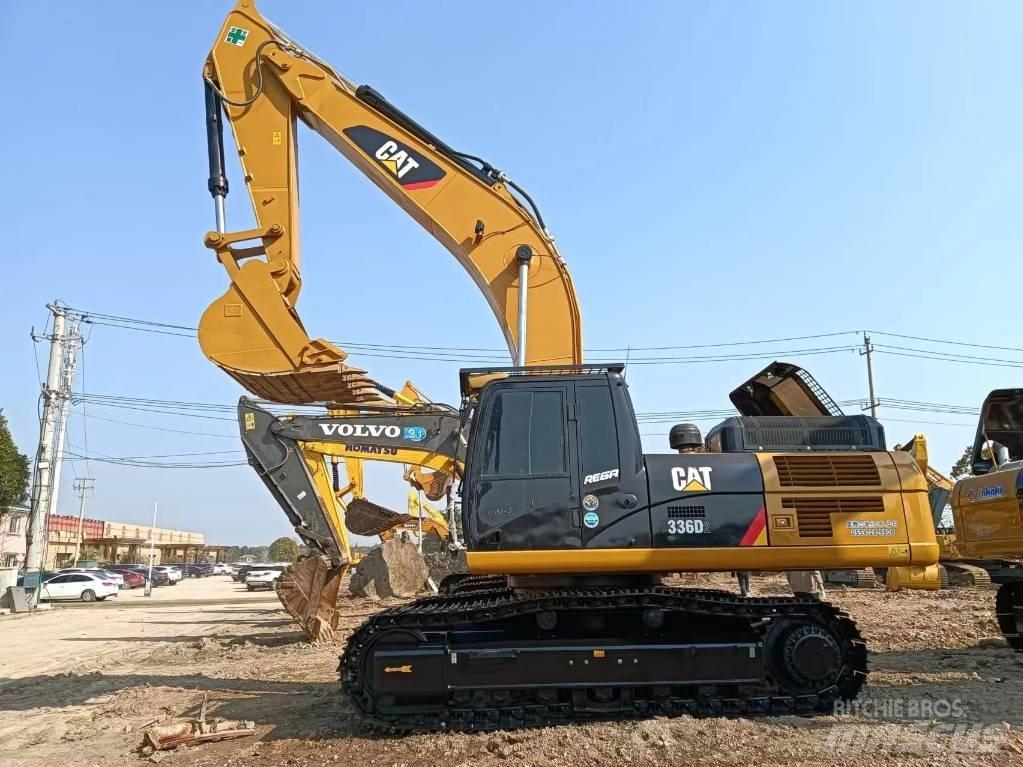 CAT 336 D2 Escavadoras Midi 7t - 12t