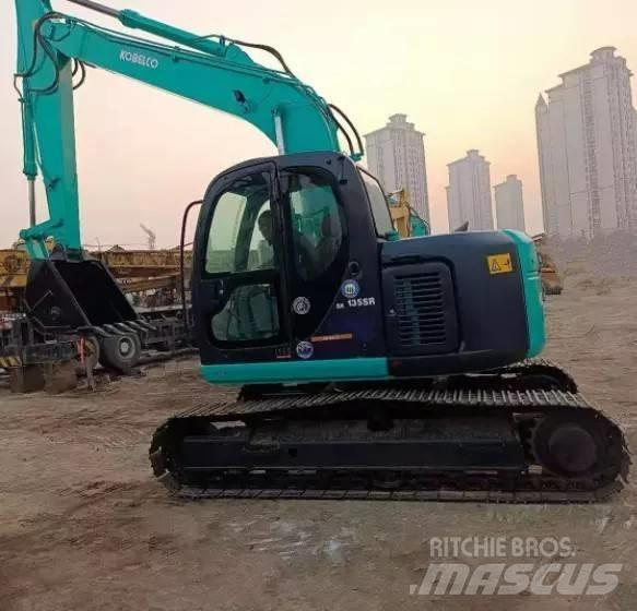 Kobelco SK 135 Escavadeiras de esteiras