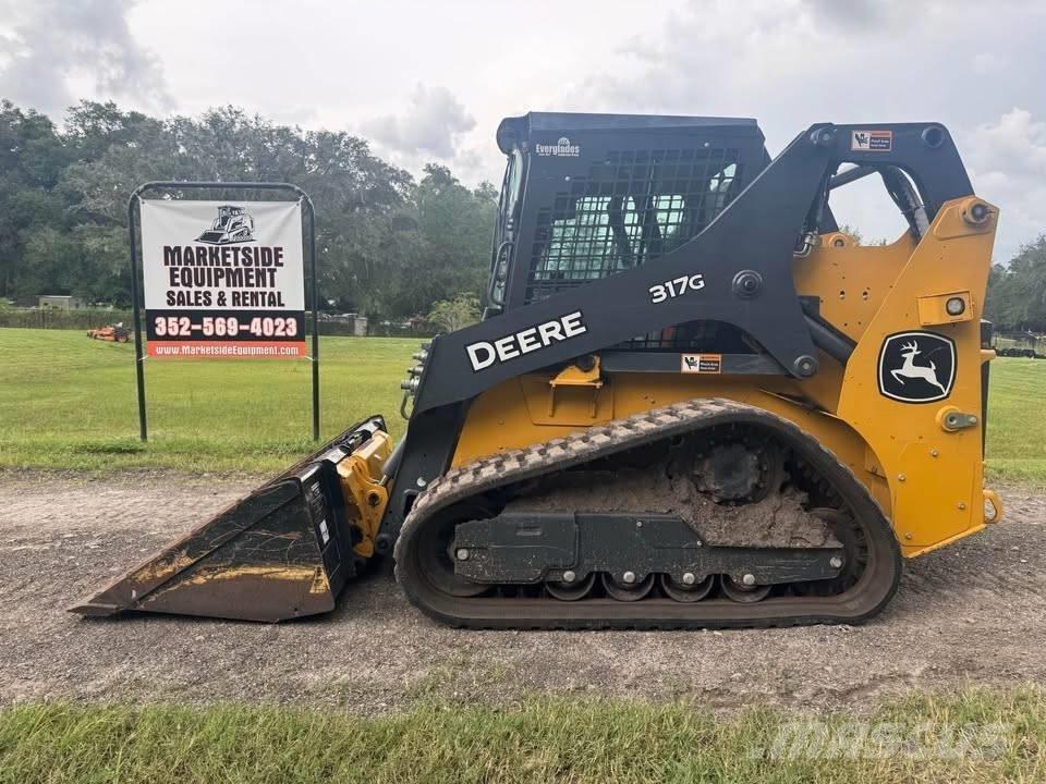 John Deere 317 Minicarregadeiras