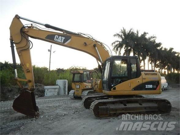 CAT 320D Escavadeiras de esteiras