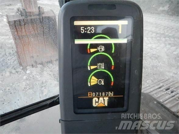 CAT 320D Escavadeiras de esteiras