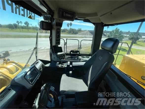 CAT 988K Carregadeiras de rodas