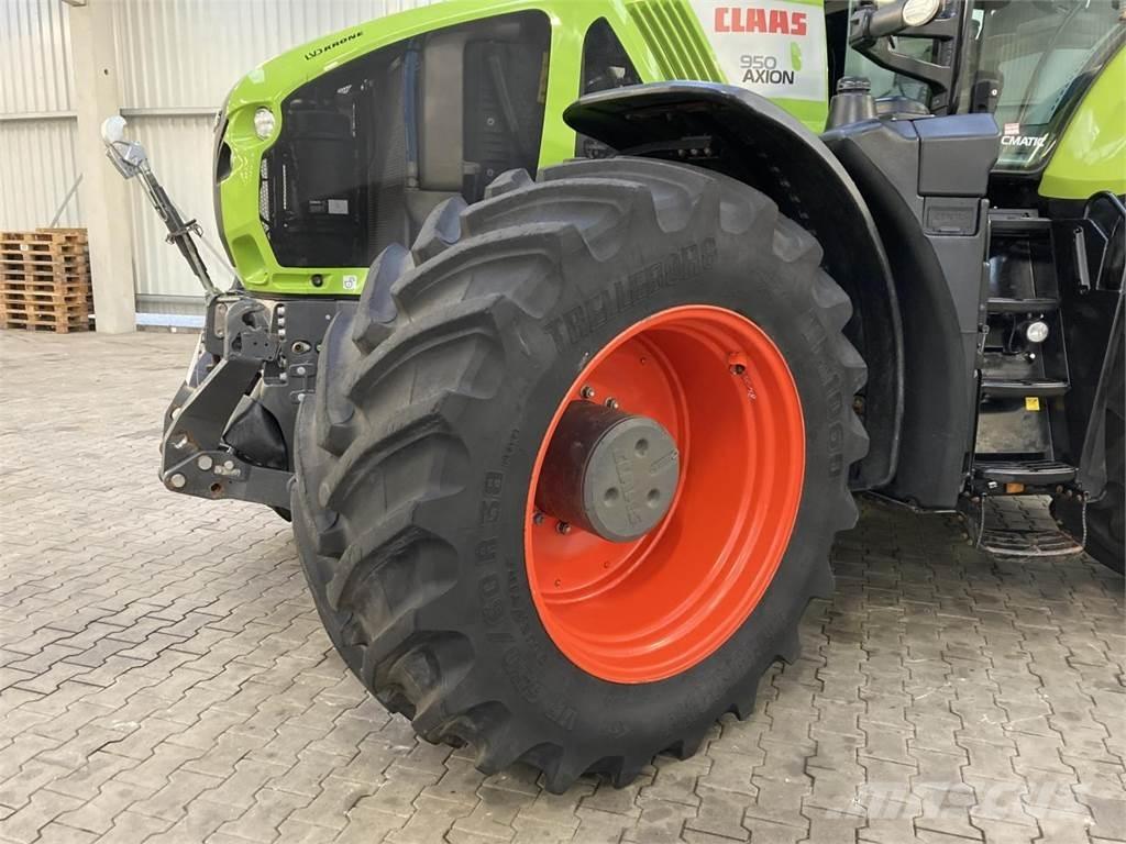 CLAAS Axion 950 Tratores Agrícolas usados