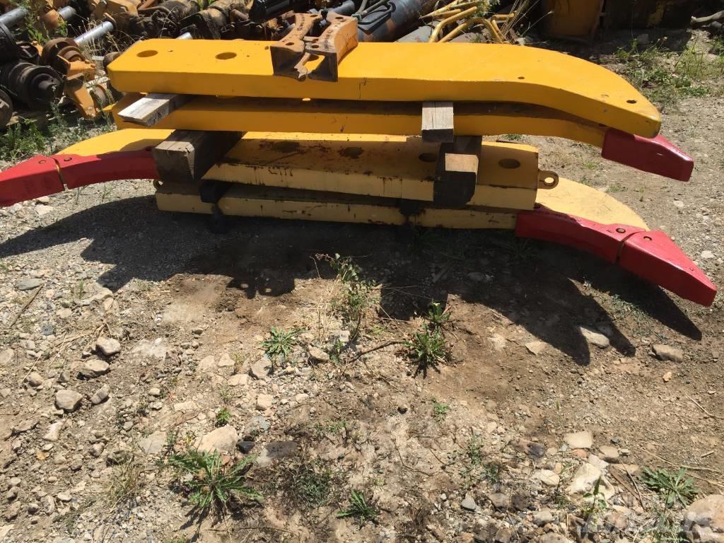 CAT D9N Dozers - Tratores rastos