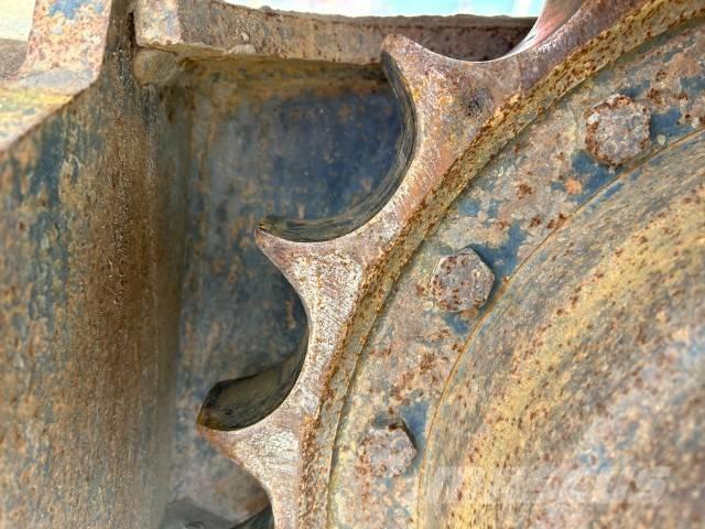 Hitachi ZX 135 US Escavadeiras de esteiras