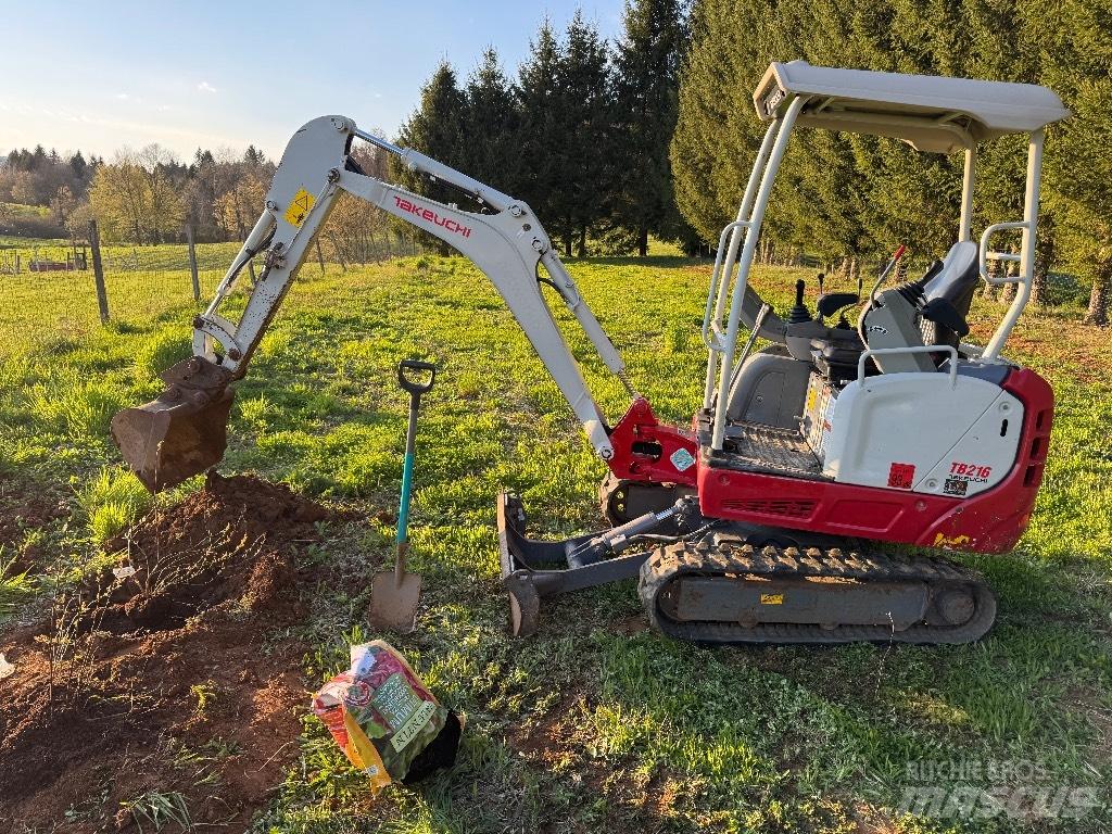 Takeuchi TB 216 Miniescavadeiras