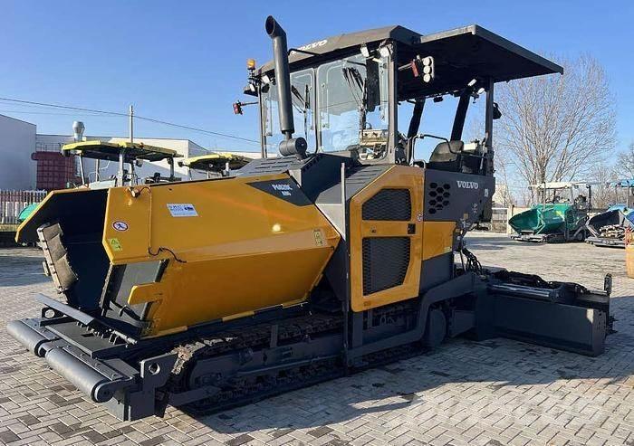 Volvo P 6820C Espalhadoras de asfalto