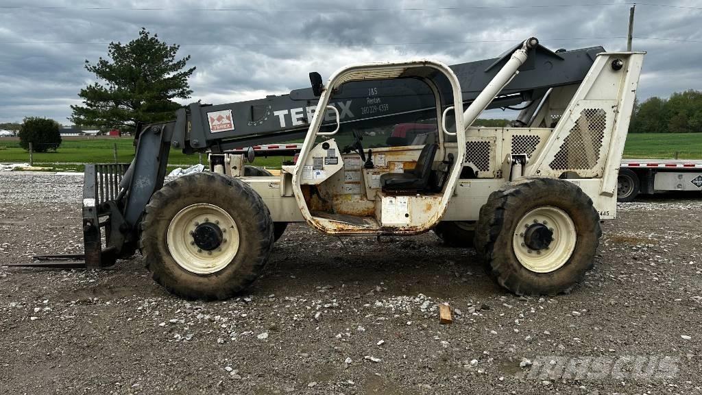 Terex TH 844 C Manipulador telescópico