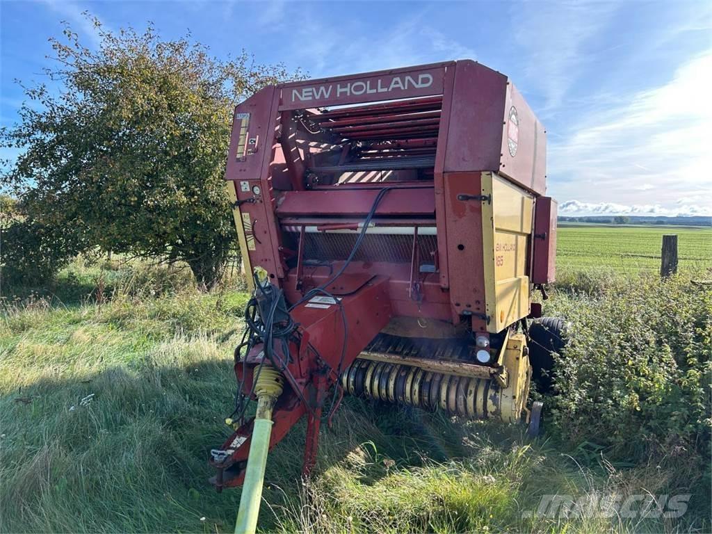 New Holland 865 Enfardadeira de rolos