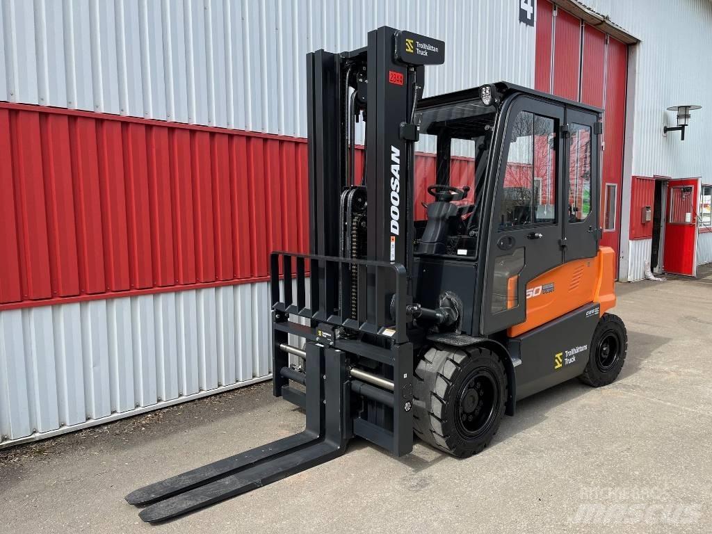 Doosan B 50 X-7 Empilhadores eléctricos
