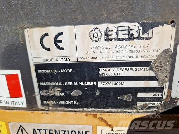 Berti FB/P600 Espaços verdes - Outros
