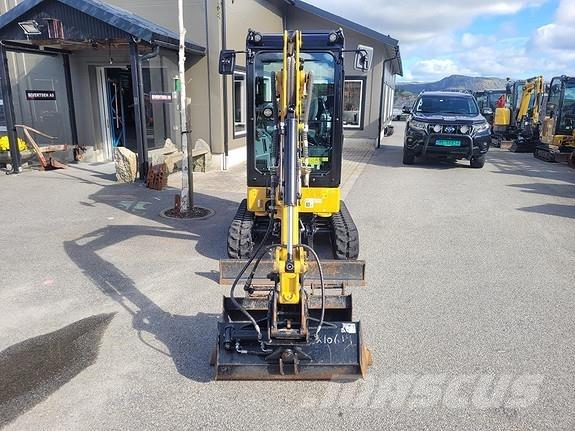 CAT 301.8 Miniescavadeiras