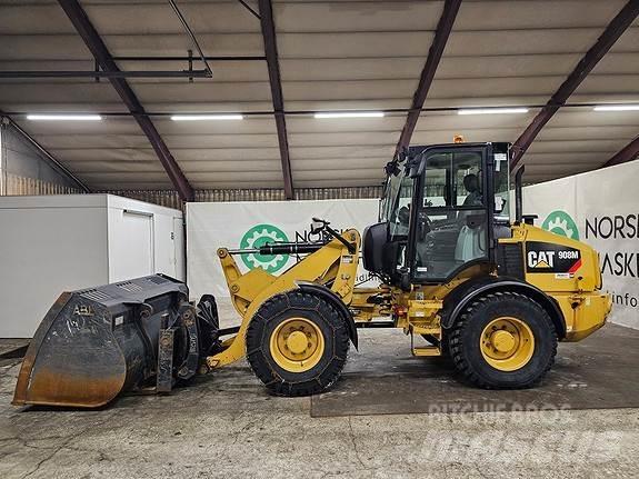 CAT 908M Carregadeiras de rodas