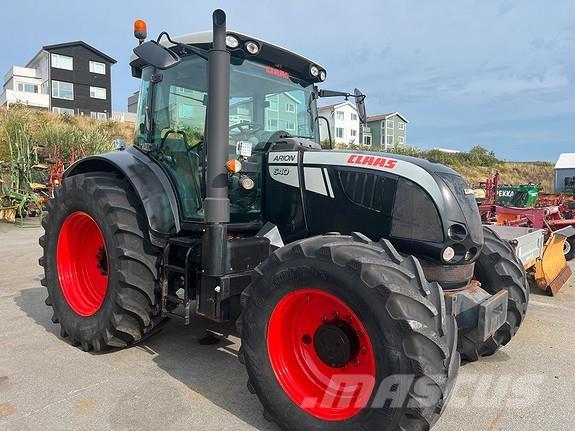 CLAAS 640 ARION Tratores Agrícolas usados