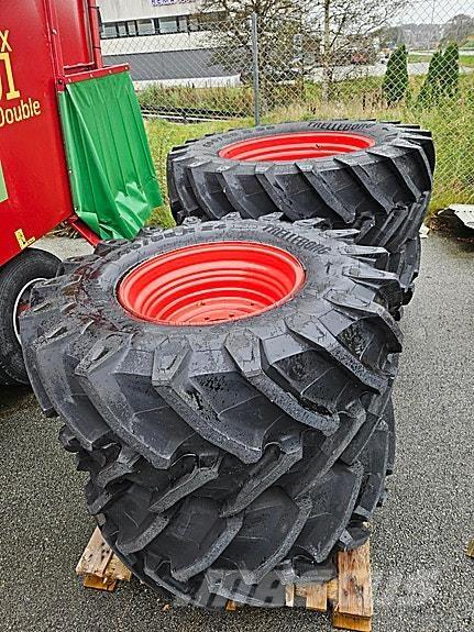 Fendt 300 Tratores Agrícolas usados