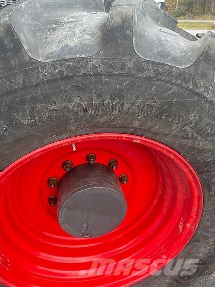 Fendt 828 Vario Tratores Agrícolas usados