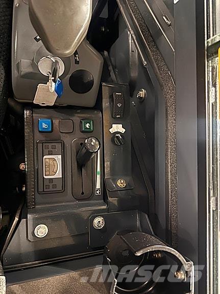 Hitachi ZX26U-6 Miniescavadeiras