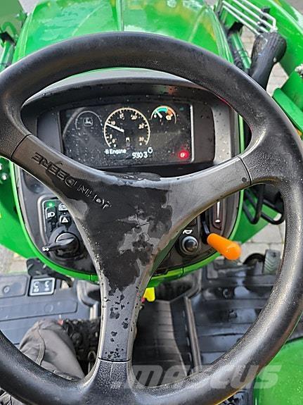 John Deere 3038E Tratores Agrícolas usados