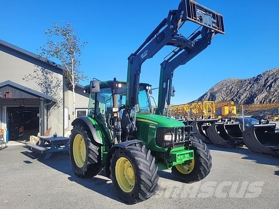 John Deere 5100 R Tratores Agrícolas usados